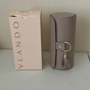 Vlando  Travel Jewelry Roll Case